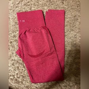 NVGTN leggings never worn didn’t fit